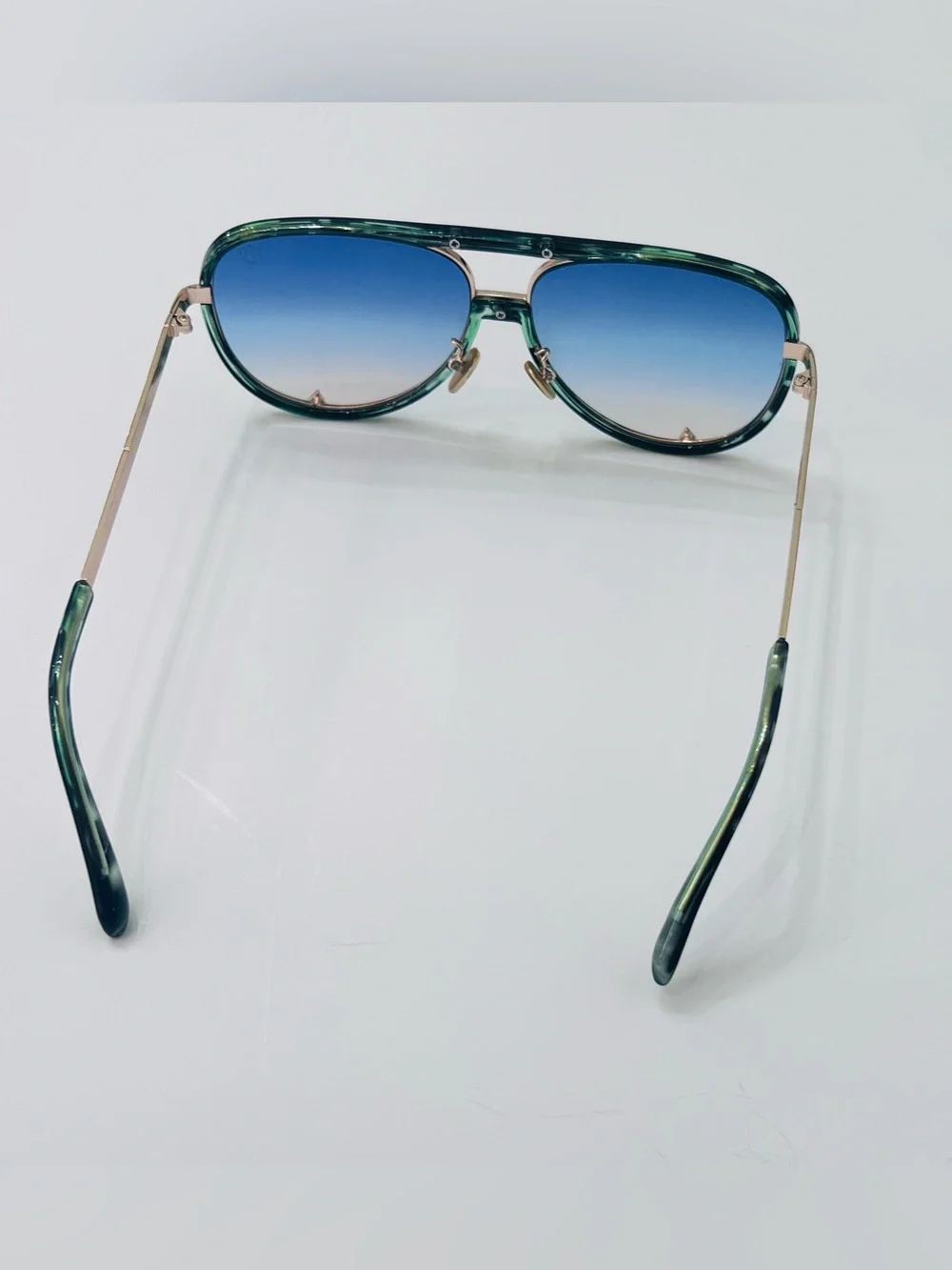Coastal Cowgirl Gradient Aviator Sunglasses with Green Tortoiseshell Frame NWOT